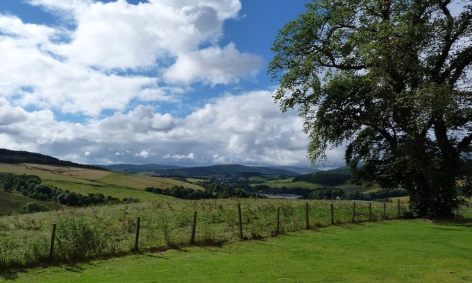 Aberlour Cabaña | Fabulous open views over Dufftown