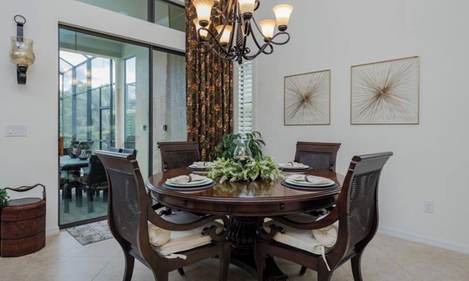 Fort Myers Casa | Fabulous Pool Home in Gated Community
