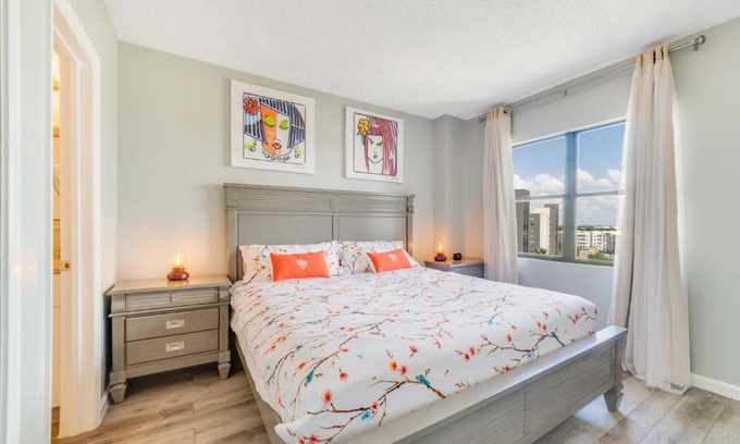 Southwest Orlando Apartamento | Fabulous Resort Condo with Heated Pool!