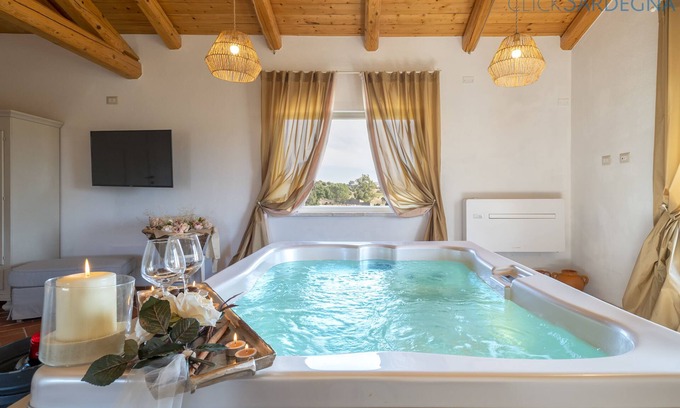 Mores Chalet De Esquí | Fabulous Shardana cottage with in-room Jacuzzi