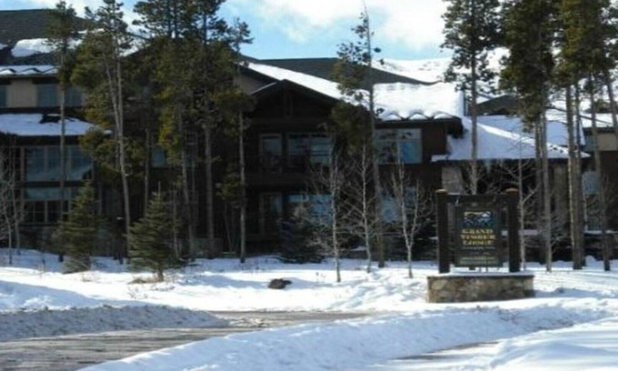 Four O'Clock Complejo | Fabulous Ski In and Ski Out Resort in Breckenridge, CO