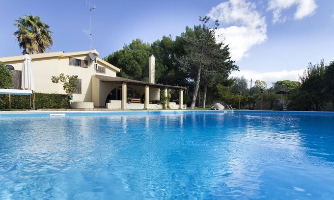 Alghero Villa | ¡Fabulosa villa con piscina privada a solo 2 km de la ciudad y 2,5 km de las playas!