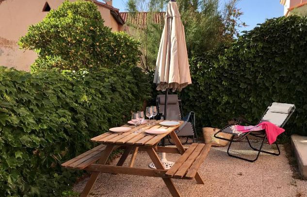 Portiragnes-Plage Apartamento | Face à la mer, Joli Studio de plain pied climatisé, exposé plein sud, pour 2 à 4 couchages, à seulement 10m de la plage LXBFM34