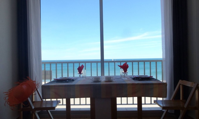 La Jetee Apartamento | Face a la mer Plage et mer au Pied de L'immeuble vue mer Imprenable