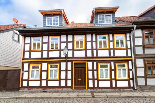 Wernigerode Old Town Apartamento | Fachwerkfeeling im gesamten EG-hochwertig neu sanierte Fewo im Heideviertel perfekte Innenstadtlage inklusive Parkplatz