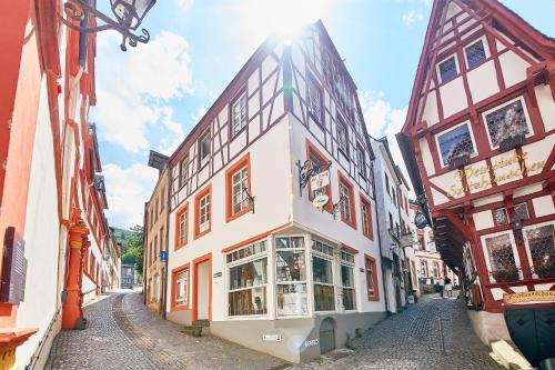 Bernkastel Apartamento | Fachwerkperle am historischen Marktplatz