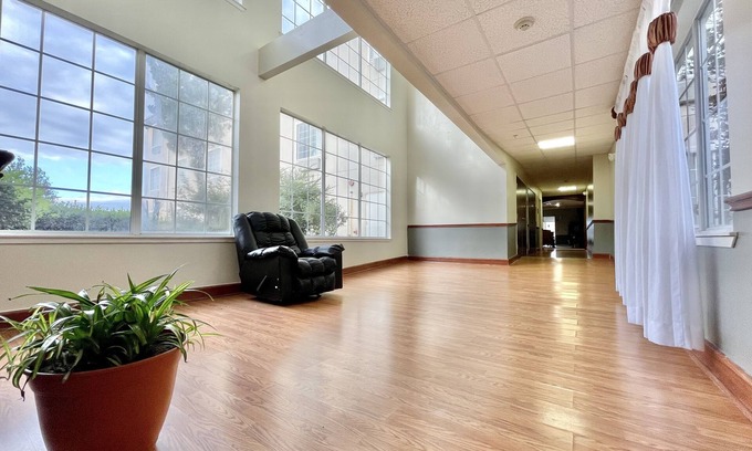Cleburne Hotel | FairBridge Inn & Suites Cleburne