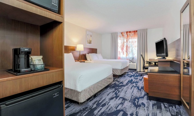 Westchase Hotel | Fairfield Inn & Suites Houston Westchase