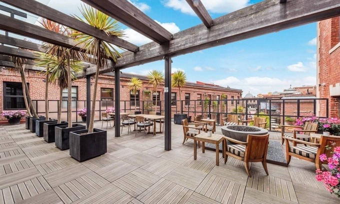 Fisherman's Wharf Apartamento | Fairmont Heritage Place, Ghirardelli Square - 2 Bed 2 Bath