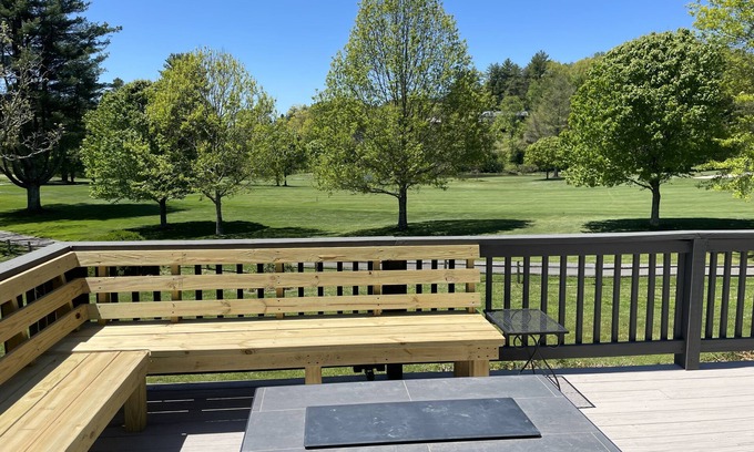 Sky Valley Cabaña | "Fairway Cottage" Golf, Hike, Explore, Relax. EV Charger. Open All Seasons!