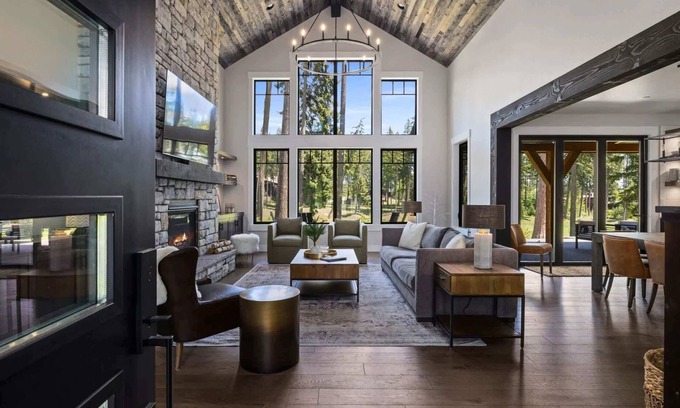 Cle Elum Casa | Fairway View with HotTub, BBQ, EV, Firepit, Chefs Kit