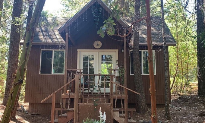 Nevada City Cabina | Fairy Cottage at HeartSpace Ranch
