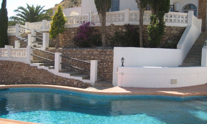 Aguilas Villa | Villa de cuento de hadas con piscina privada y vistas al mar