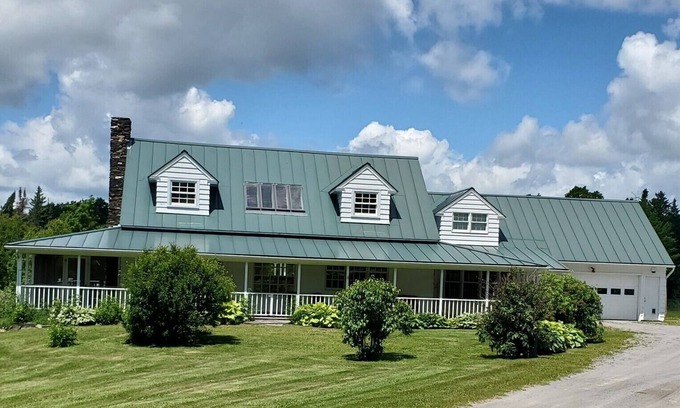 Cabot Casa | Fairytale Autumn & Stick Season in Vermont. Thanksgiving Week available!