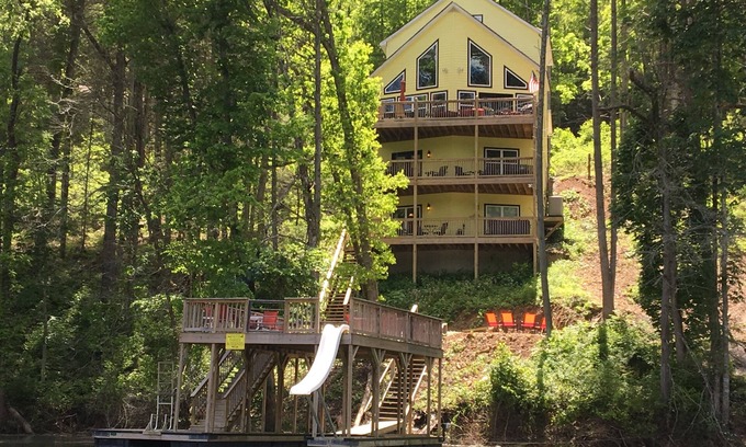 La Follette Casa | Faith, Family & Friends: una encantadora y totalmente equipada casa de 9 habitaciones en Norris Lake.