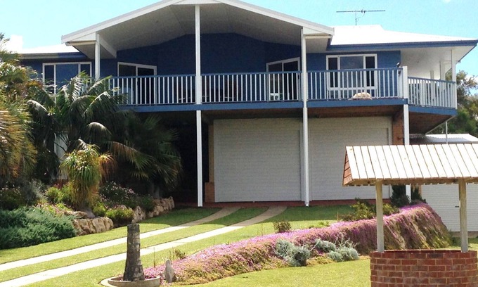 Falcon Casa | Falcon Bayview Beach House