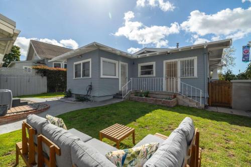 Hillcrest Casa | Falcon Chic Escape - Hot Tub - Modern - Proximity