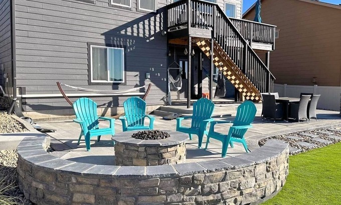 Elbert Apartamento | Falcon's Nest! Walkout Basement w/Backyard & Views