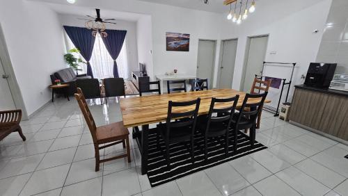 Kajang Apartamento | Faliza Adelia Residence