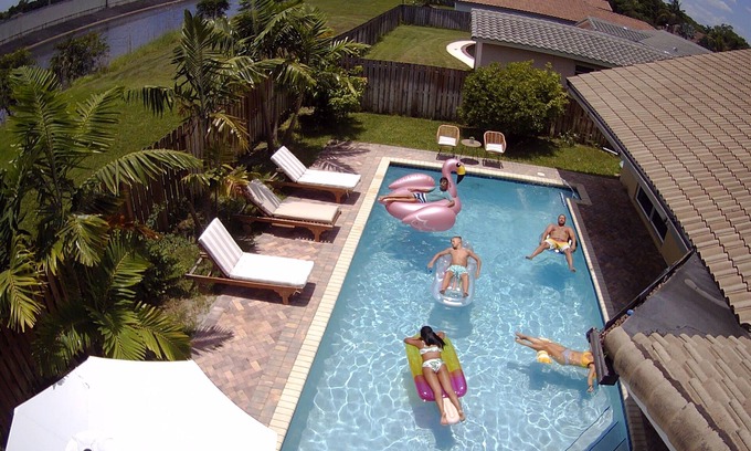 Plantation Casa | ** PISCINA CLIMATIZADA, HERMOSA CASA 4BR MAGNÍFICA EN EL ÁREA FORT LAUDERDALE (DUERME 10) **