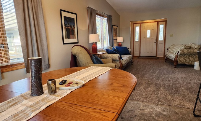 Oostburg Condominio | Fall and Holiday Dates Available! Long stays welcome!