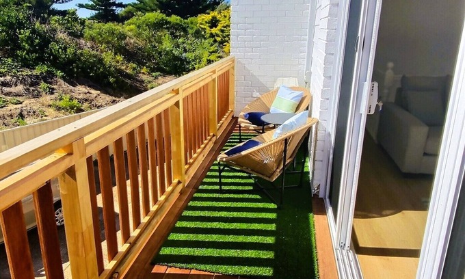 The Entrance North Casa | Fall asleep to the sound of the waves!
