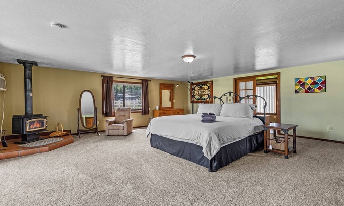 Baderville Casa | Fall in Flagstaff | Enjoy our Local Discounts