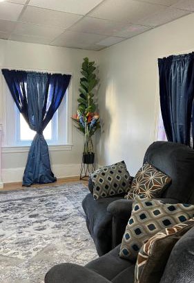 Fall River Apartamento | Fall River Complete 2 Bedroom Near Downtown