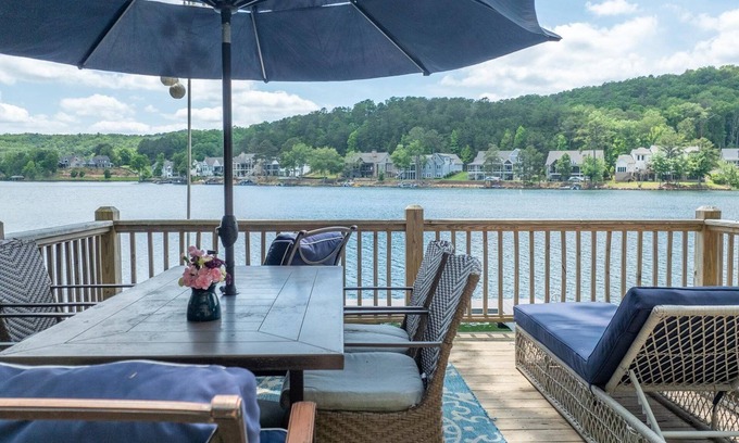 Waleska Casa | Fall Sale: 10% Off 3+ nights – thru Nov 20!