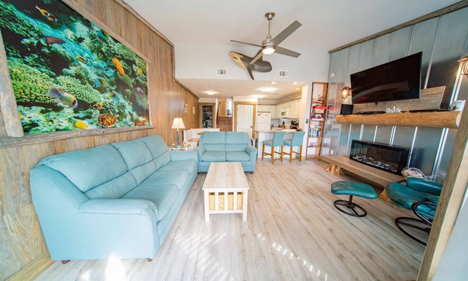 East End Casa | 30% OFF Summer! 1BR/1BA Pet-Friendly Townhome, Near State Park