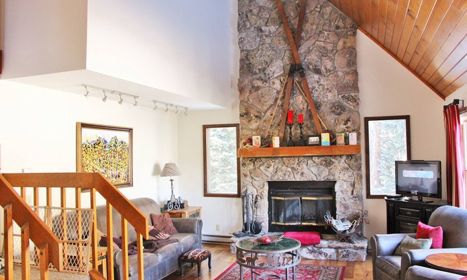 Breckenridge Casa | STAY CREEKSIDE - Su escapada de montaña de lujo, a sólo 5 minutos de Breck histórico!