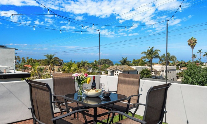 Beach Barber Tract Casa | Fall Specials/Hot Tub/A/C/6 Bedrooms/Great Family Home/Rooftop Deck