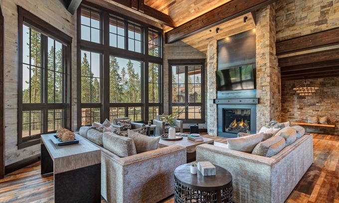 Peak 8 Casa | Summer Stays Available! Grand Alpine Lodge Near BreckConnect Gondola with Hot Tub!