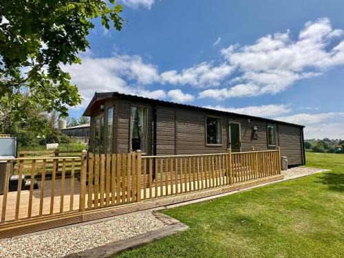 Bridport Otro | Fallow Cabin