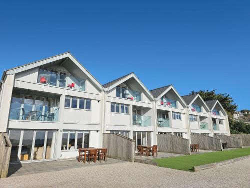 Mylor Churchtown Cabina | Falmouth Self Catering Lodges