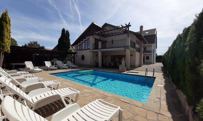 Keszthely Apartamento | Família Apartmanház