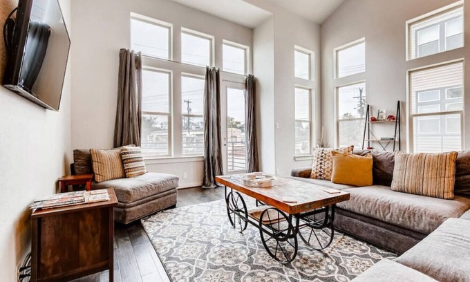 Tobin Hill Casa | Amplia casa de 5 camas en Central SA: a 2 cuadras de Pearl Brewery y Riverwalk