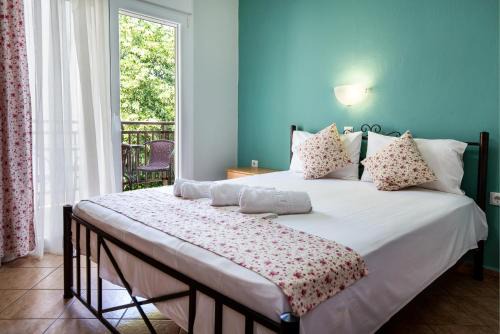 Potos Apartamento | Famelia Studios Lampiris