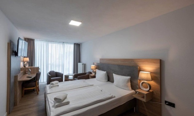 Neustadt an der Weinstrasse Casa | Familienzimmer - PANORAMA HOTEL in Neustadt an der Weinstraße