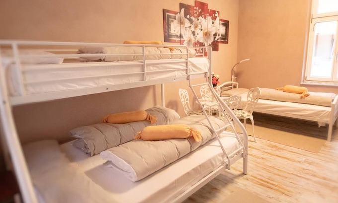 Neustadt an der Weinstrasse Casa | Family room large - Historia Hotel