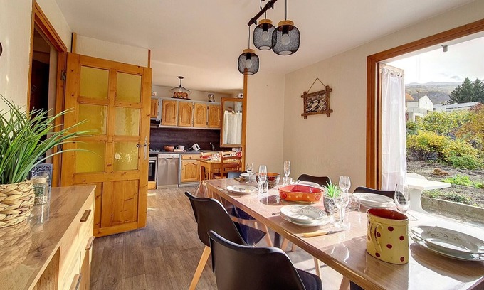 Saint-Marcel Chalet De Esquí | Chalet familiar en St Marcel con terraza, 6 pers, 3 habitaciones