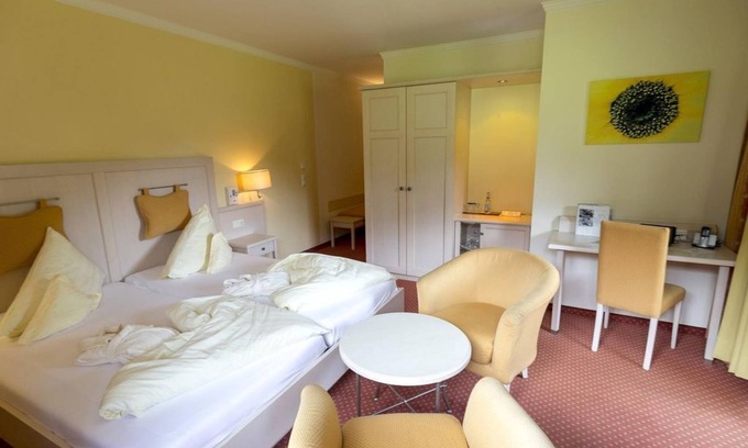 Bad Kleinkirchheim Casa | Familiensuite Oskar bis 3 Tage Frühstück - Family & Sporthotel Kärntnerhof