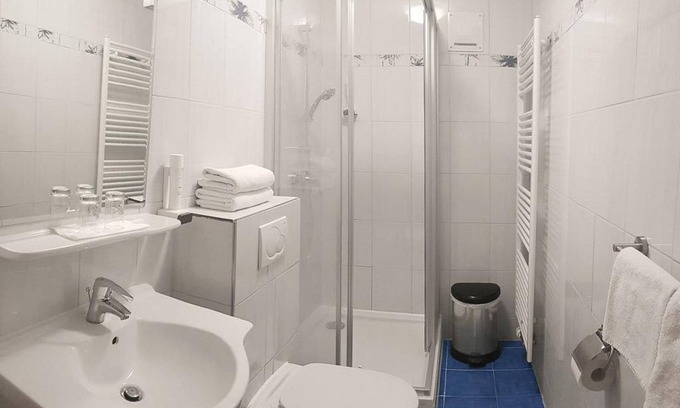 Wagerberg Cama Y Desayuno | Familienzimmer - 2 Nächte - Thermenpension Gigler