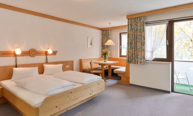 Wald am Arlberg Casa | Familienzimmer - Hotel Sonnblick