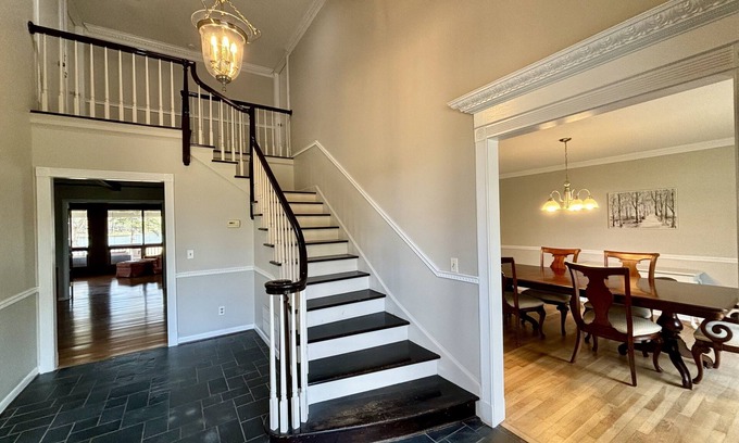 Lincoln Casa | Families Love Frank’s Lakehouse @ Sunset Estates