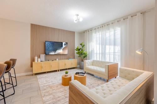 Kissimmee Casa | Family 4BR w Private Pool near Disney Parks