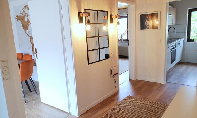 Offenburg Apartamento | Family-Apartment mit Balkon, Küche, Parkplatz & Waschmaschine