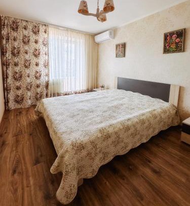 Lenins'kyi district Apartamento | Family apartment on Shevchenko street