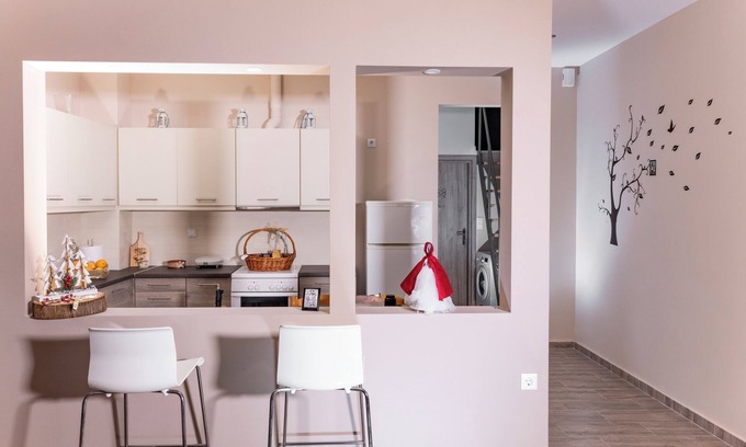 Kiato Apartamento | Family apartment with childrens attic, plenty of toys.