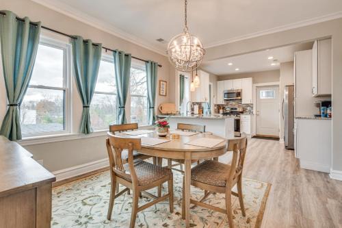 Evanston Apartamento | Family Apartment with Deck and Yard Near Northwestern